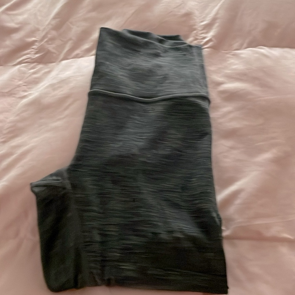 Lulu Wunder Under tight size 2 in gry